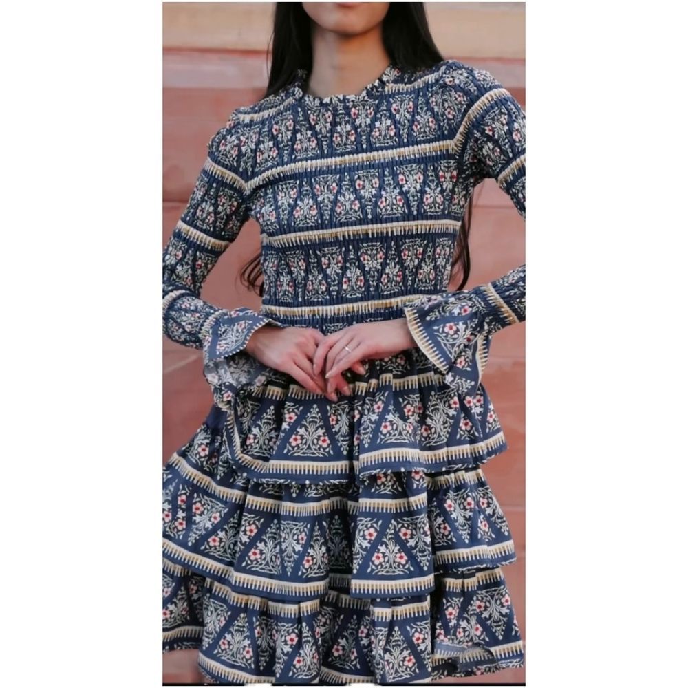 Ivy City Co Greer Dress Navy Floral Smocked Tiered Mini Dress Cottagecore S Nwt